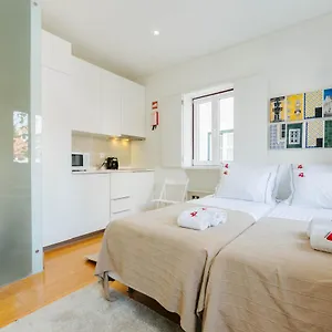  Appartamento Rent4rest Downtown Tiny Portogallo